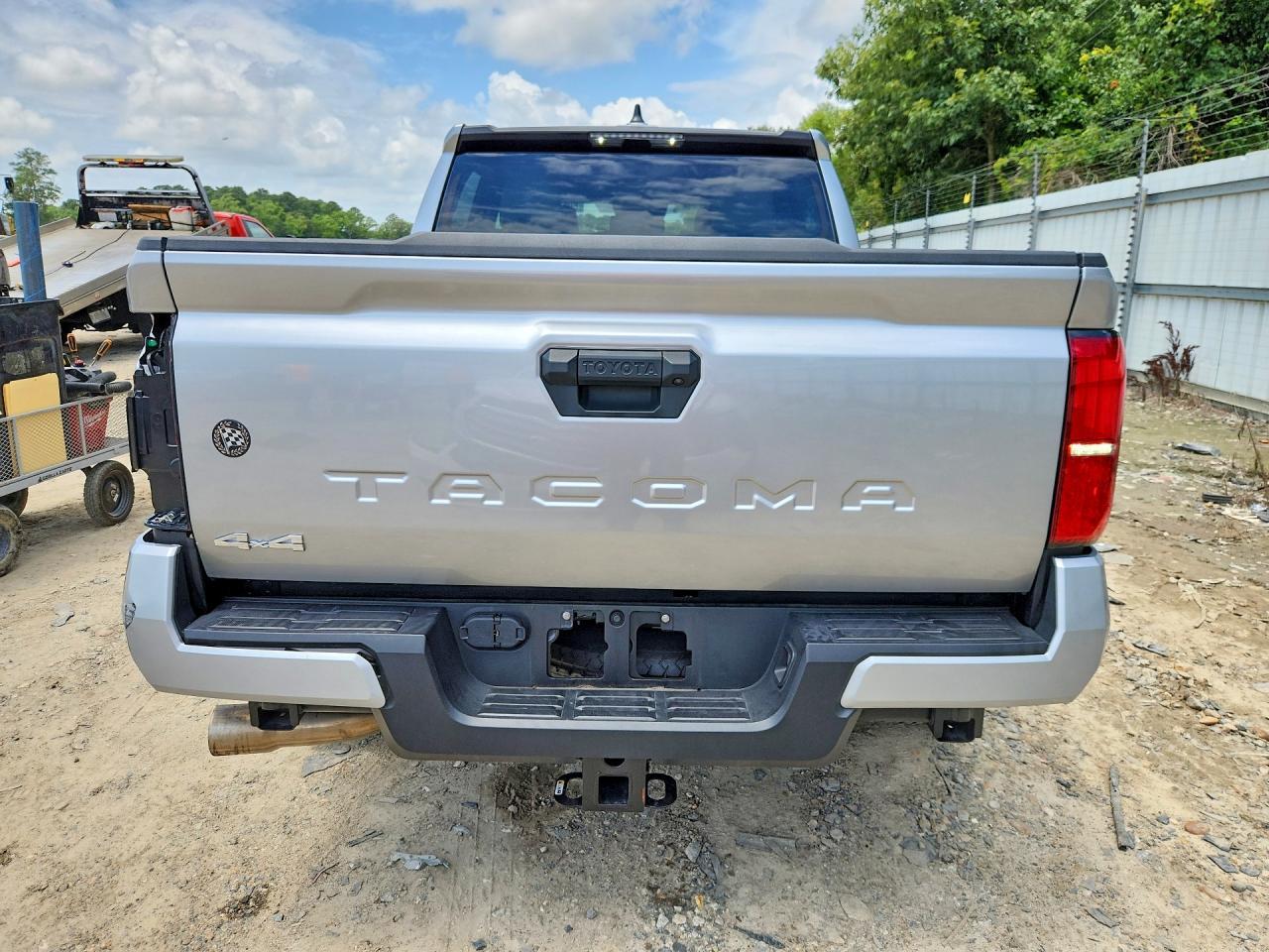 2025 Toyota Tacoma Sr5 - Image 6