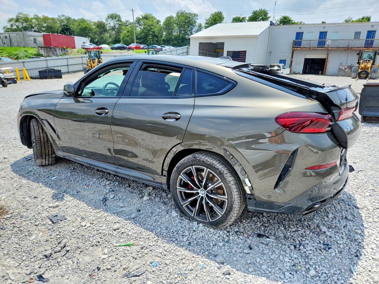 2026 BMW X6 xDrive40I - Фото 2