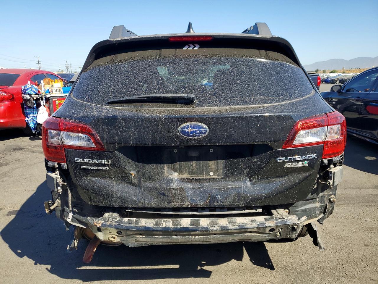 2017 Subaru Outback 2.5I Limited - Image 6