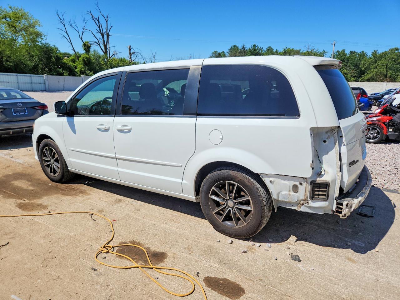 2017 Dodge Grand Caravan Se - Фото 2