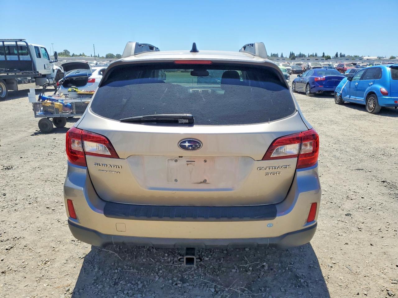 2016 Subaru Outback 3.6R Limited - Фото 6