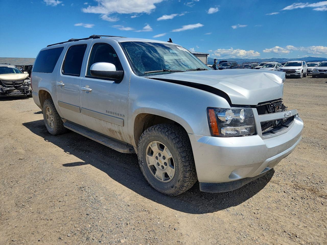 2013 Chevrolet Suburban K1500 Lt - Фото 4