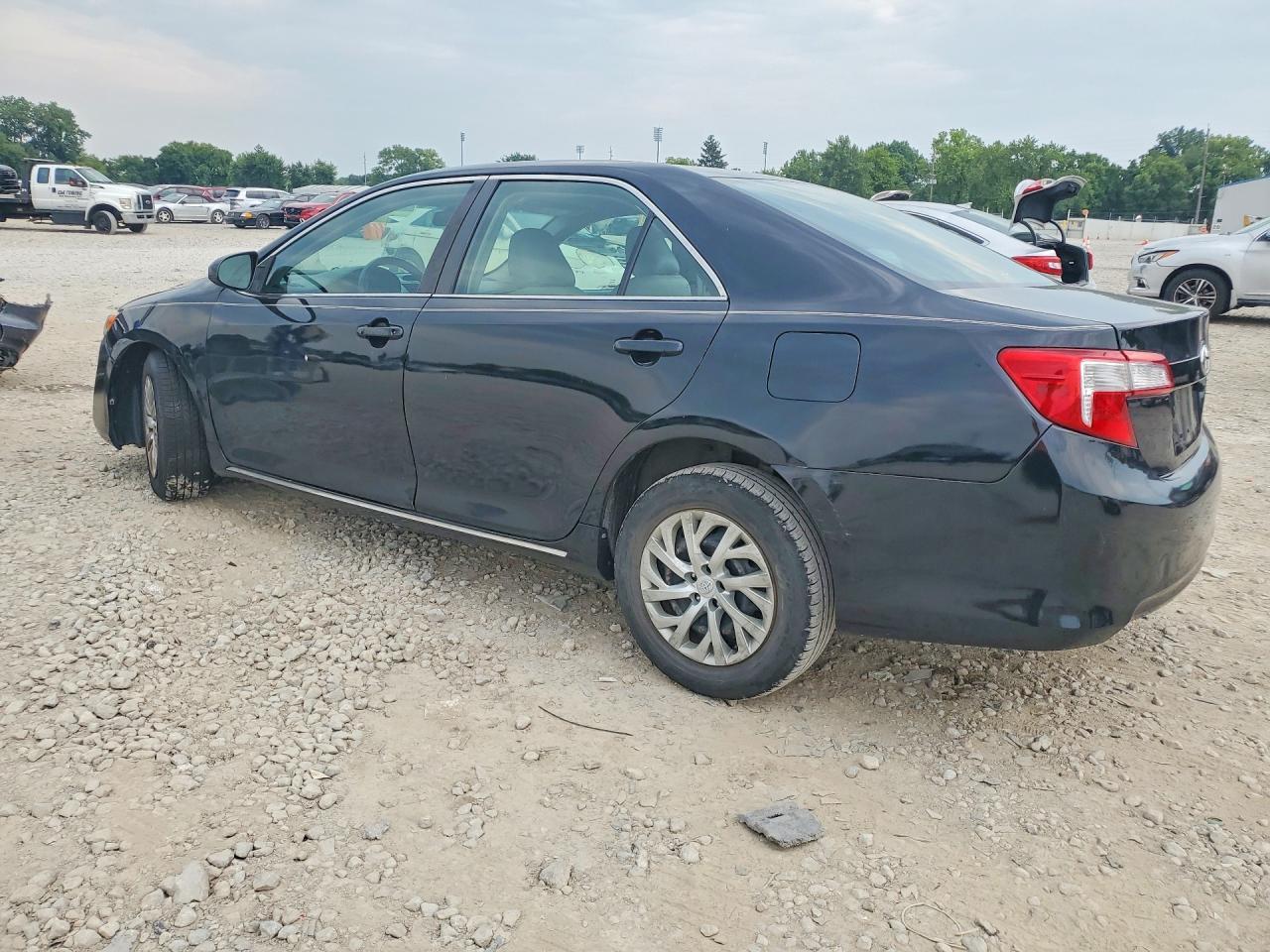 2012 Toyota Camry Le - Image 2