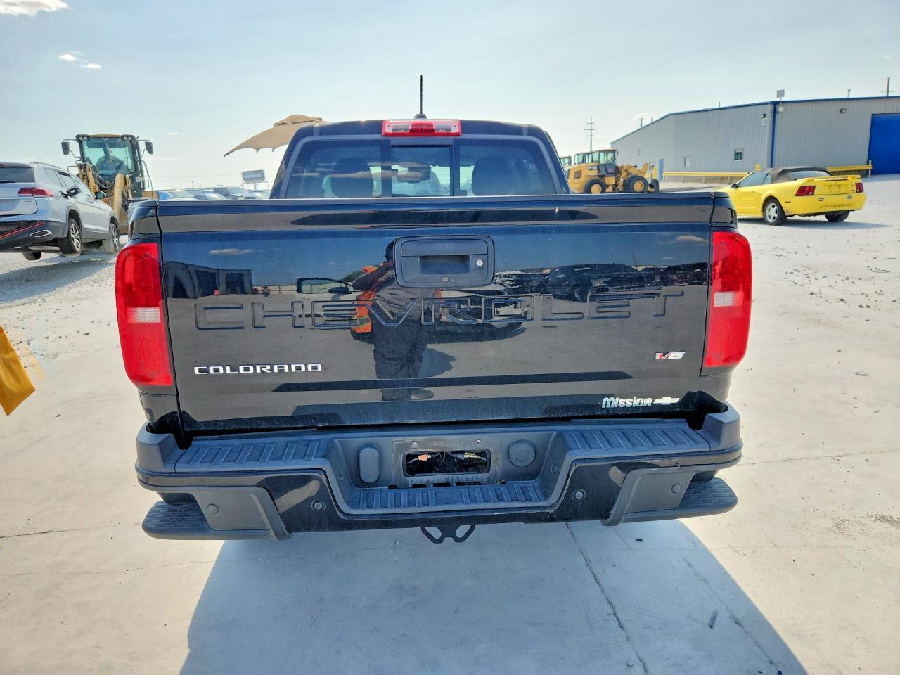 2021 Chevrolet Colorado Z71 - Image 6