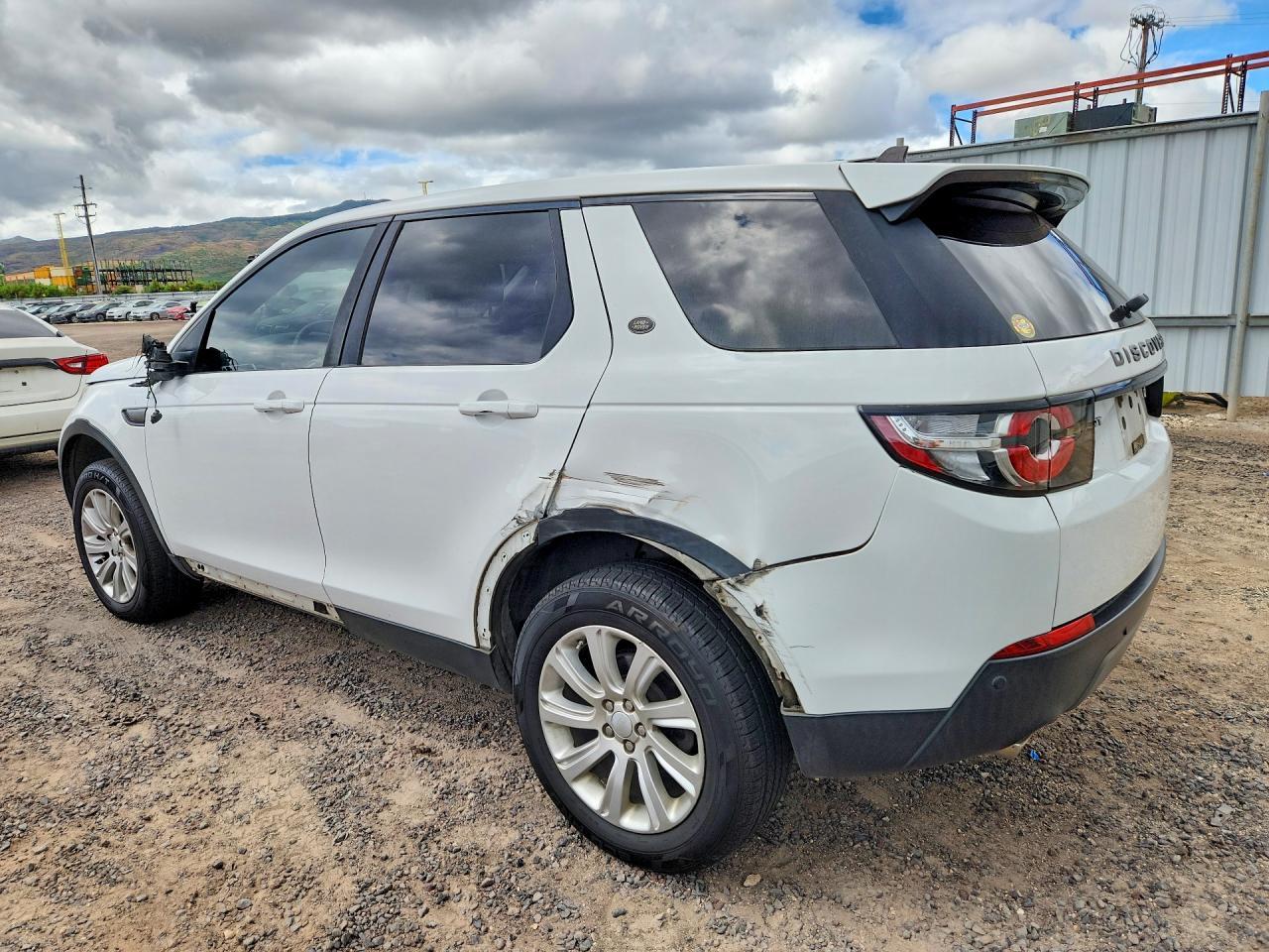 2016 Land Rover Discovery Sport Se - Image 2