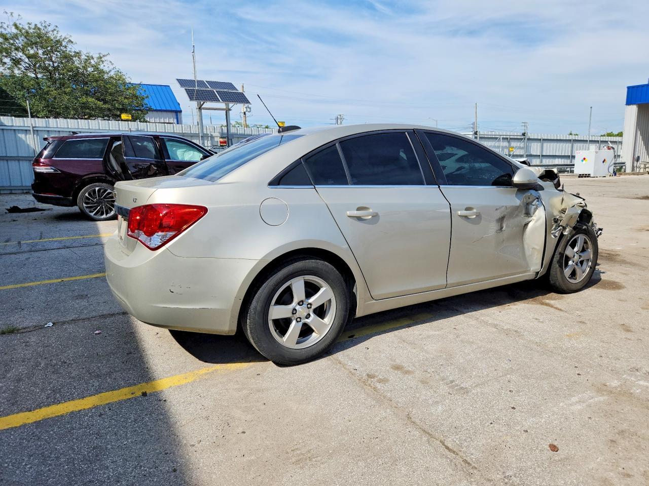 2015 Chevrolet Cruze Lt - Фото 3