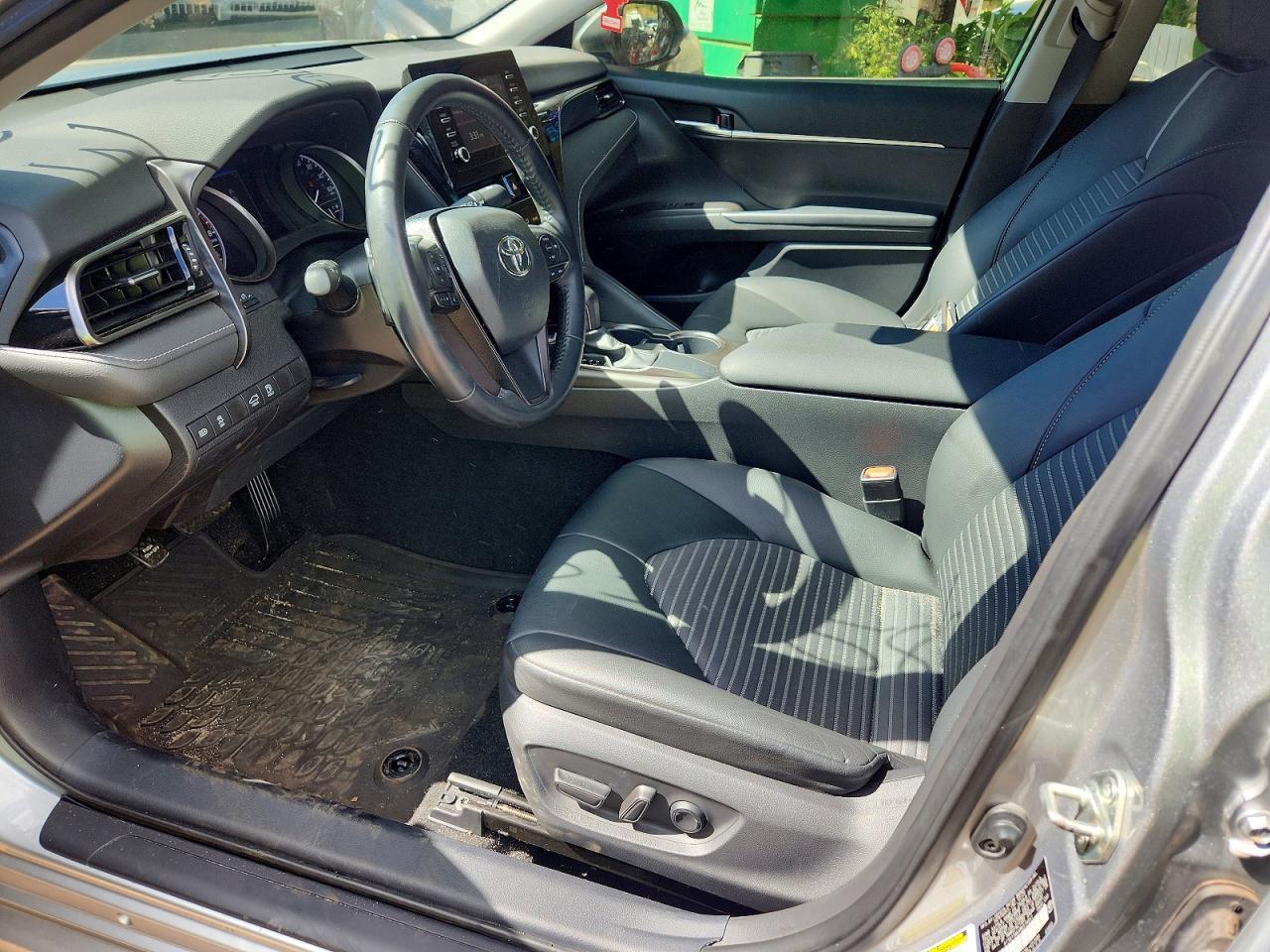 2021 Toyota Camry Se - Image 7