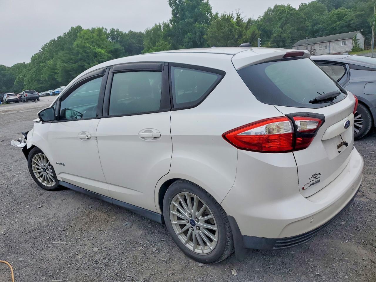 2013 Ford C-Max Se - Фото 2
