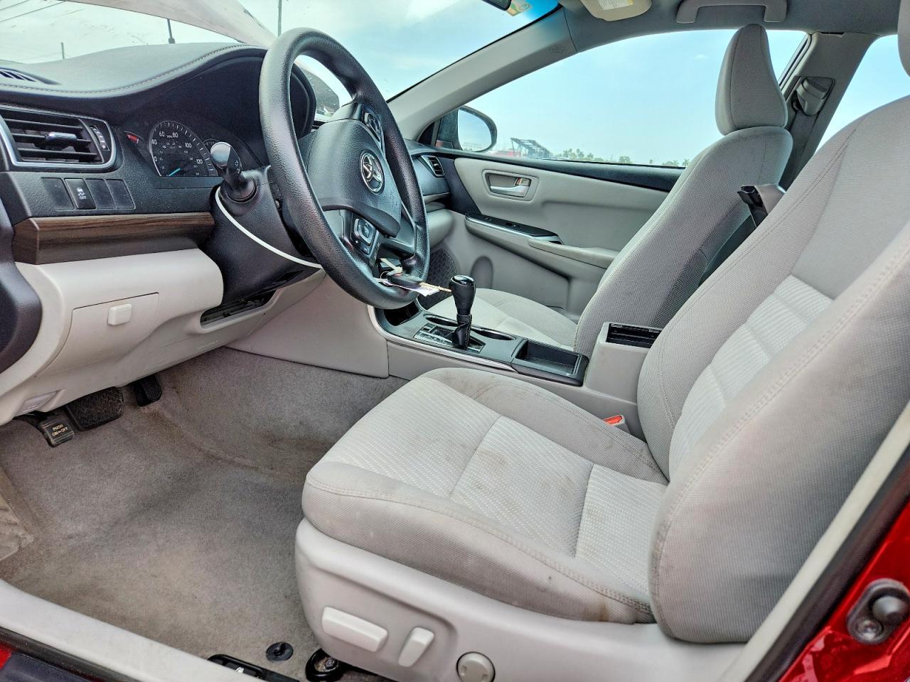 2015 Toyota Camry Le - Фото 7