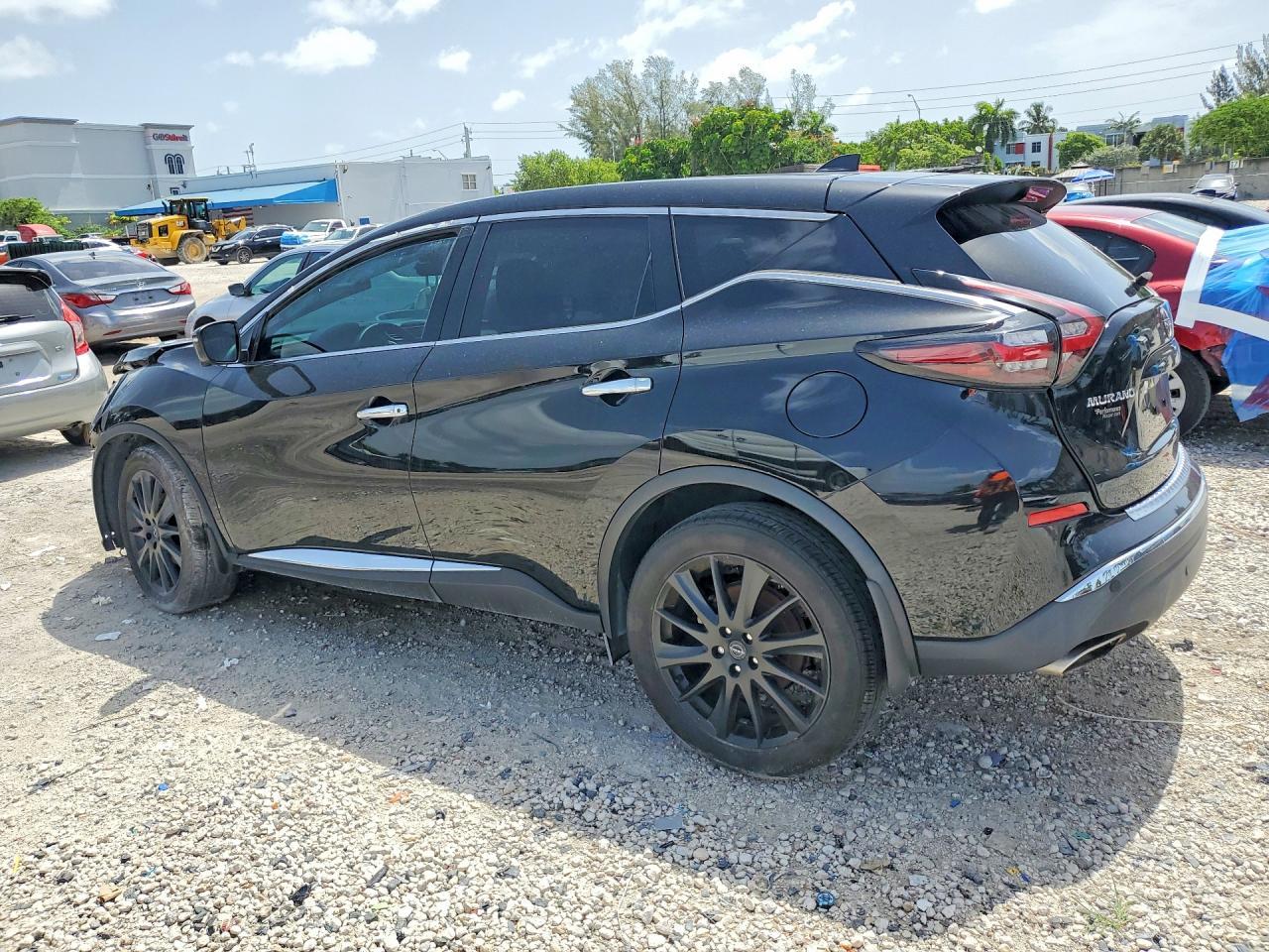 2024 Nissan Murano Sl - Image 2