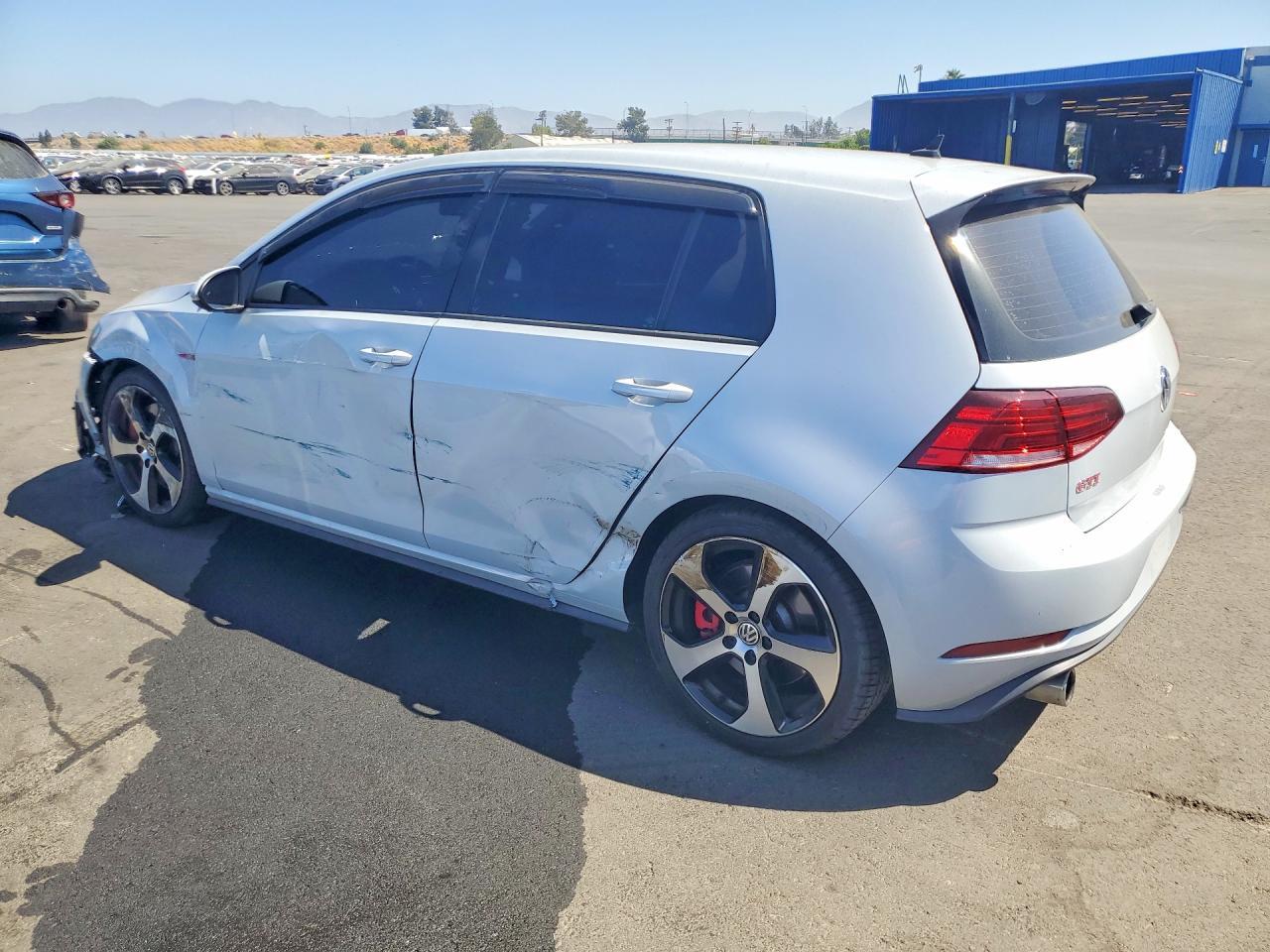 2019 Volkswagen Gti S - Image 2