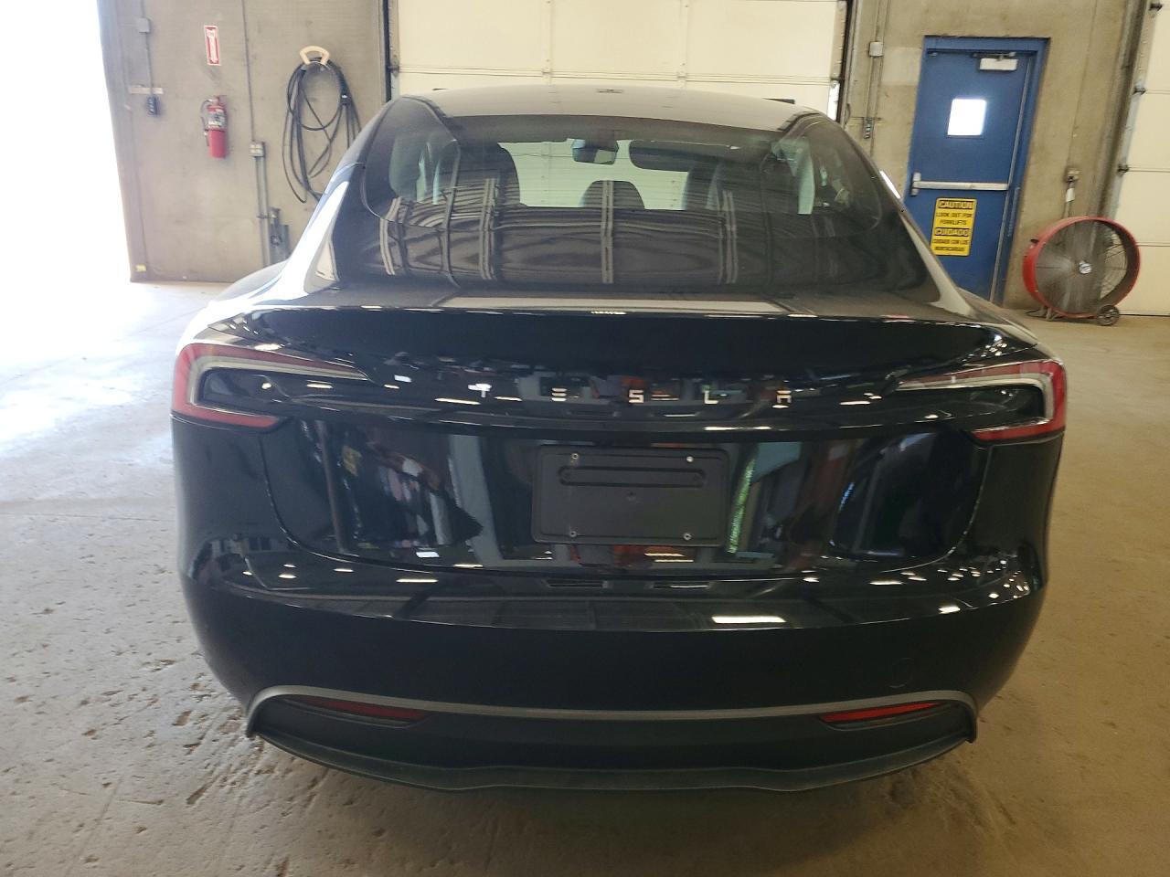 2025 Tesla Model 3 - Image 6