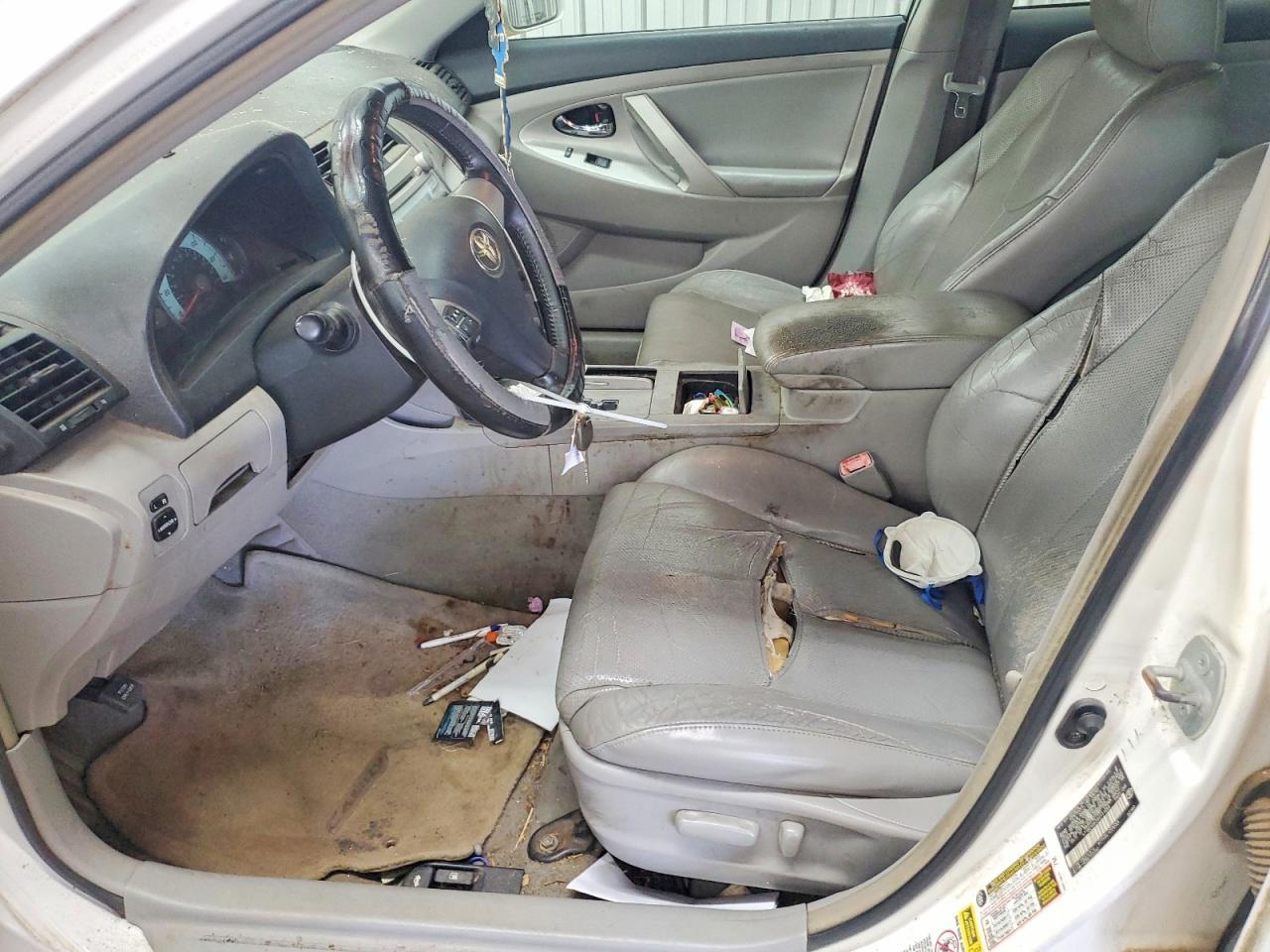 2008 Toyota Camry Se - Image 7
