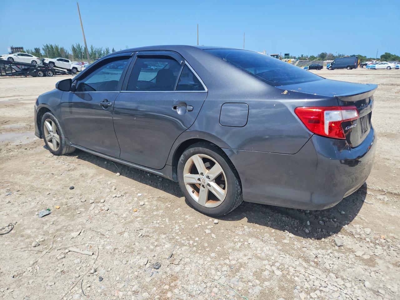 2012 Toyota Camry Le - Image 2