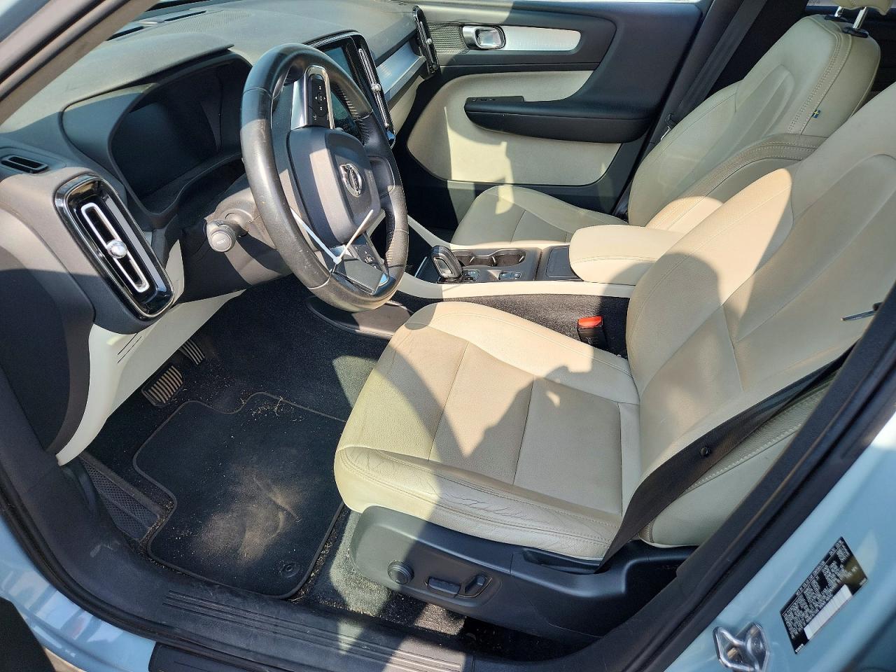 2019 Volvo Xc40 T5 Momentum - Фото 7