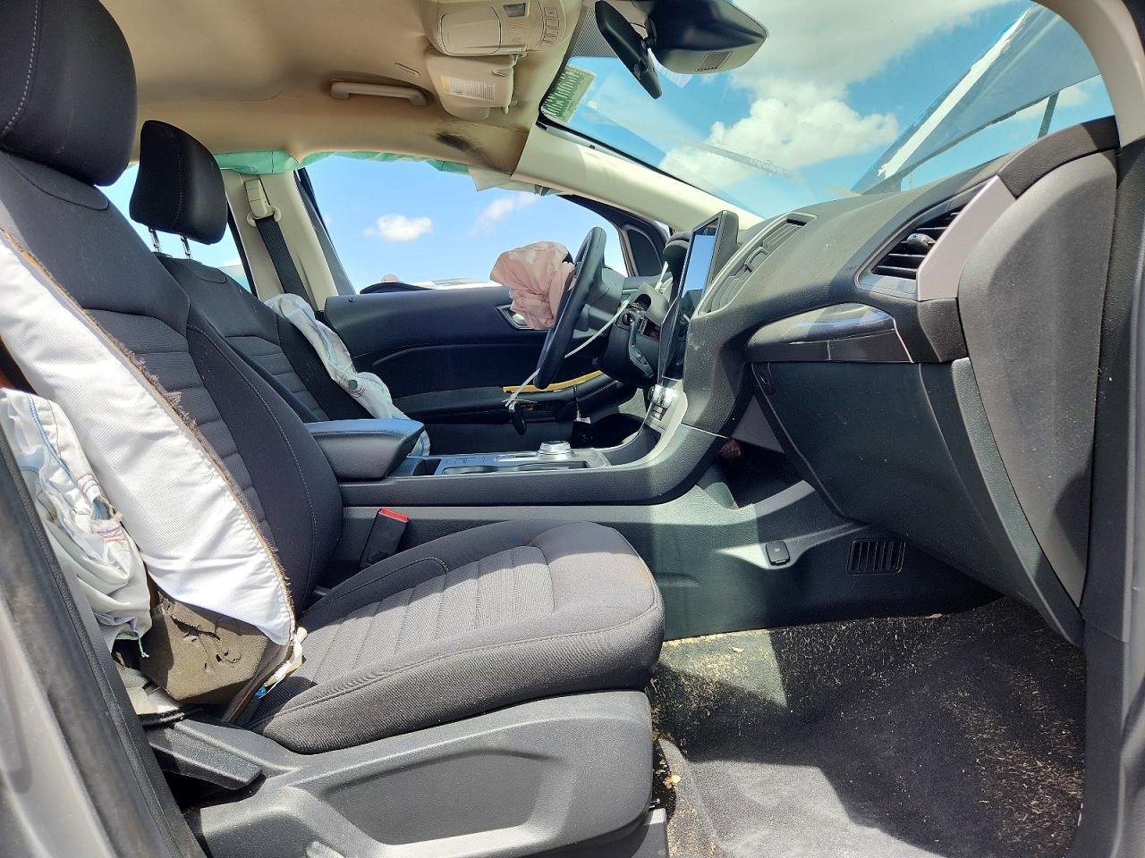 2024 Ford Edge Se - Image 7