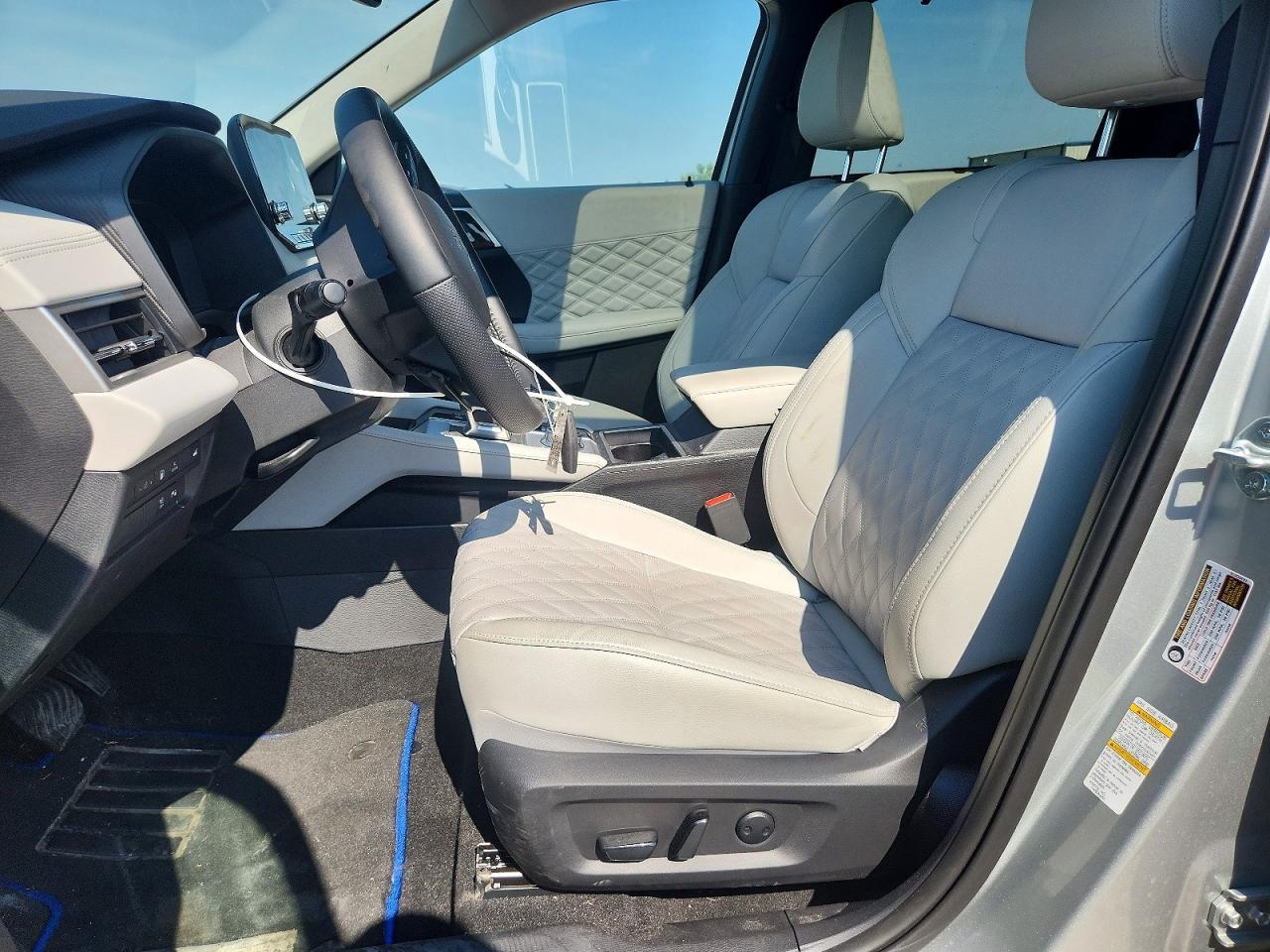 2025 Mitsubishi Outlander Sel - Фото 7