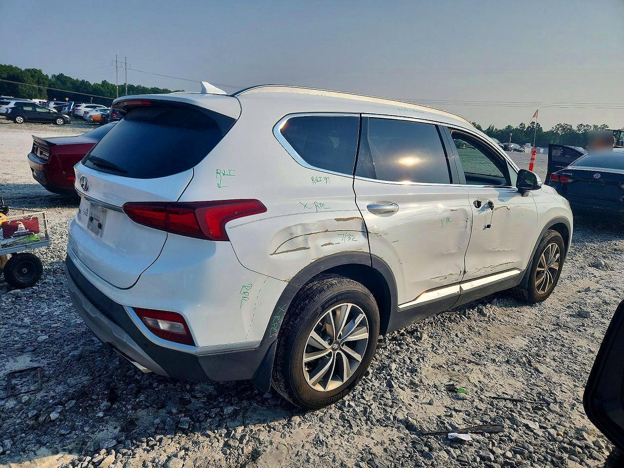 2019 Hyundai Santa Fe Limited 2.4L - Image 3