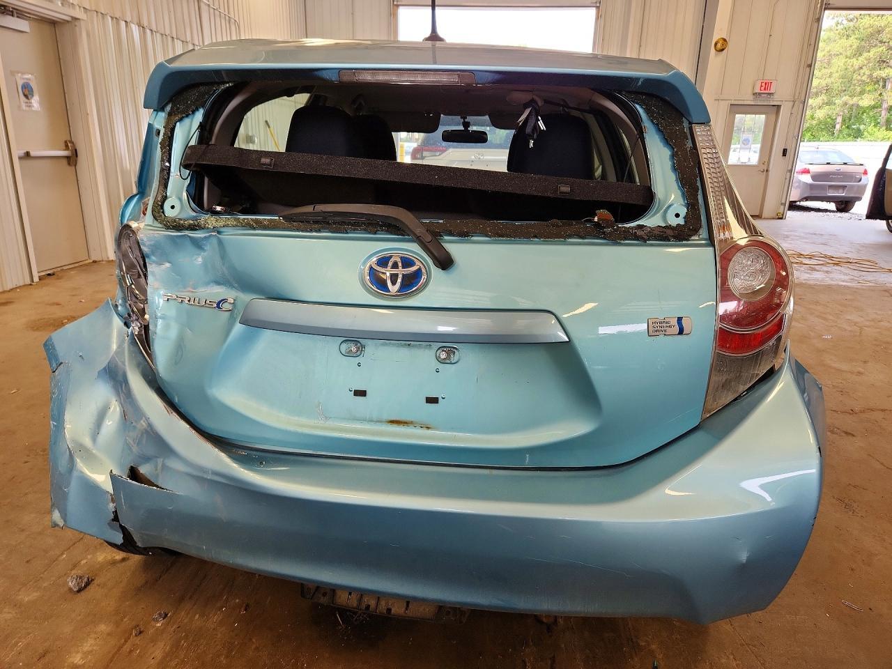 2012 Toyota Prius C Three - Image 6