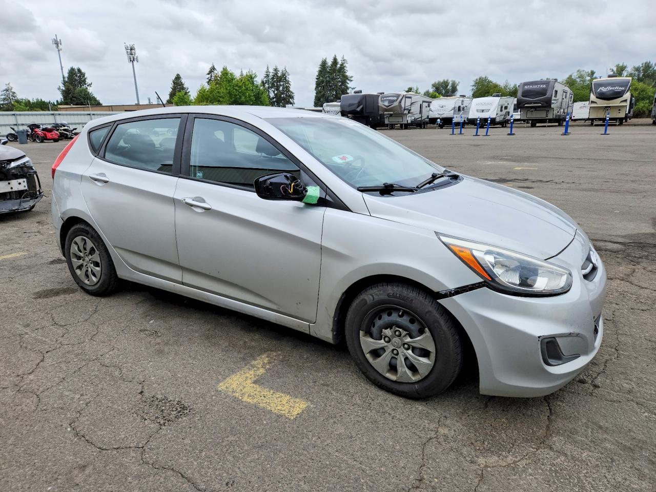 2015 Hyundai Accent - Фото 4