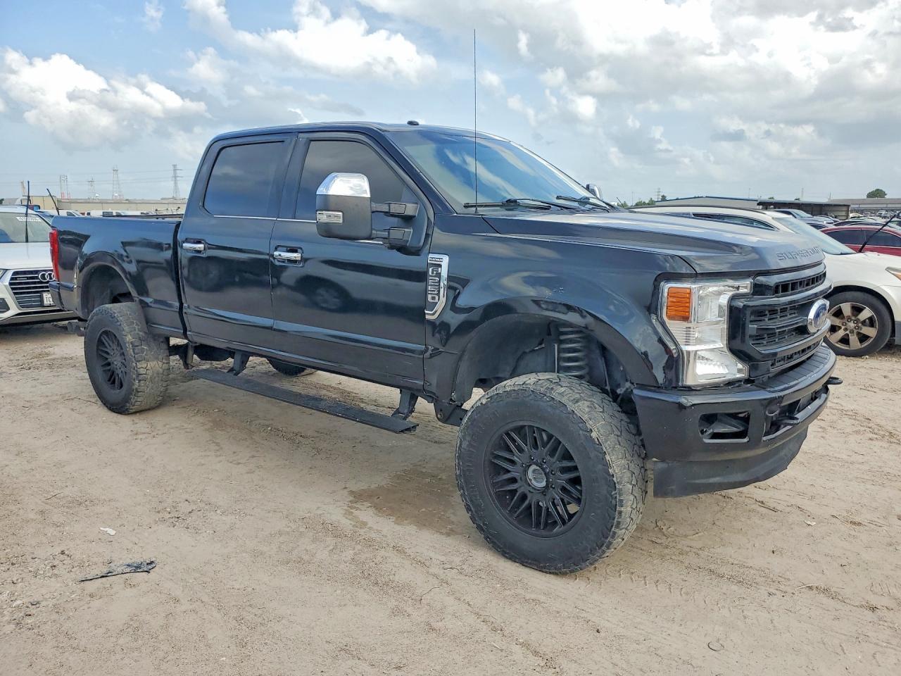 2021 Ford F250 Super Duty - Фото 5