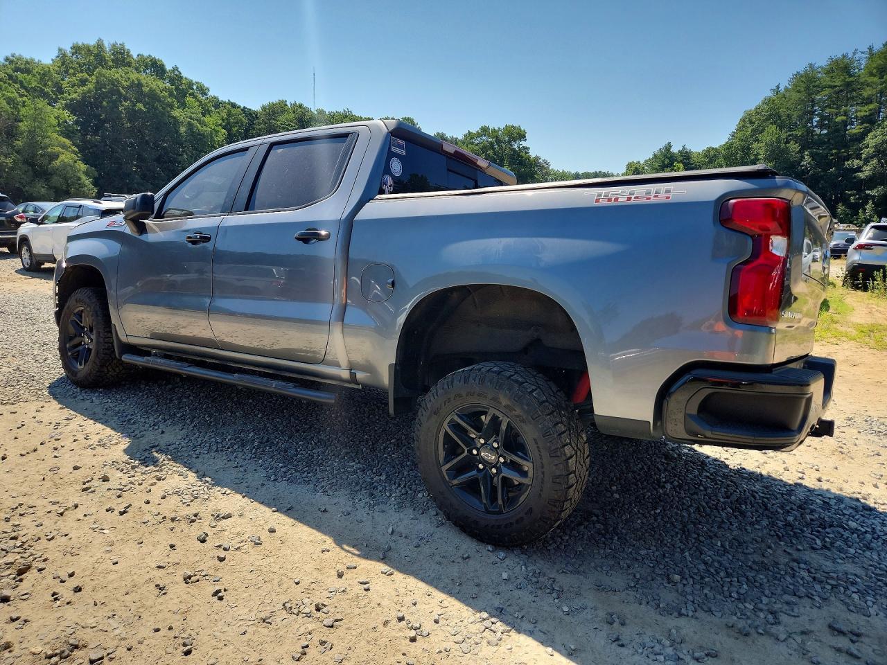 2021 Chevrolet Silverado K1500 Lt Trail Boss - Фото 2