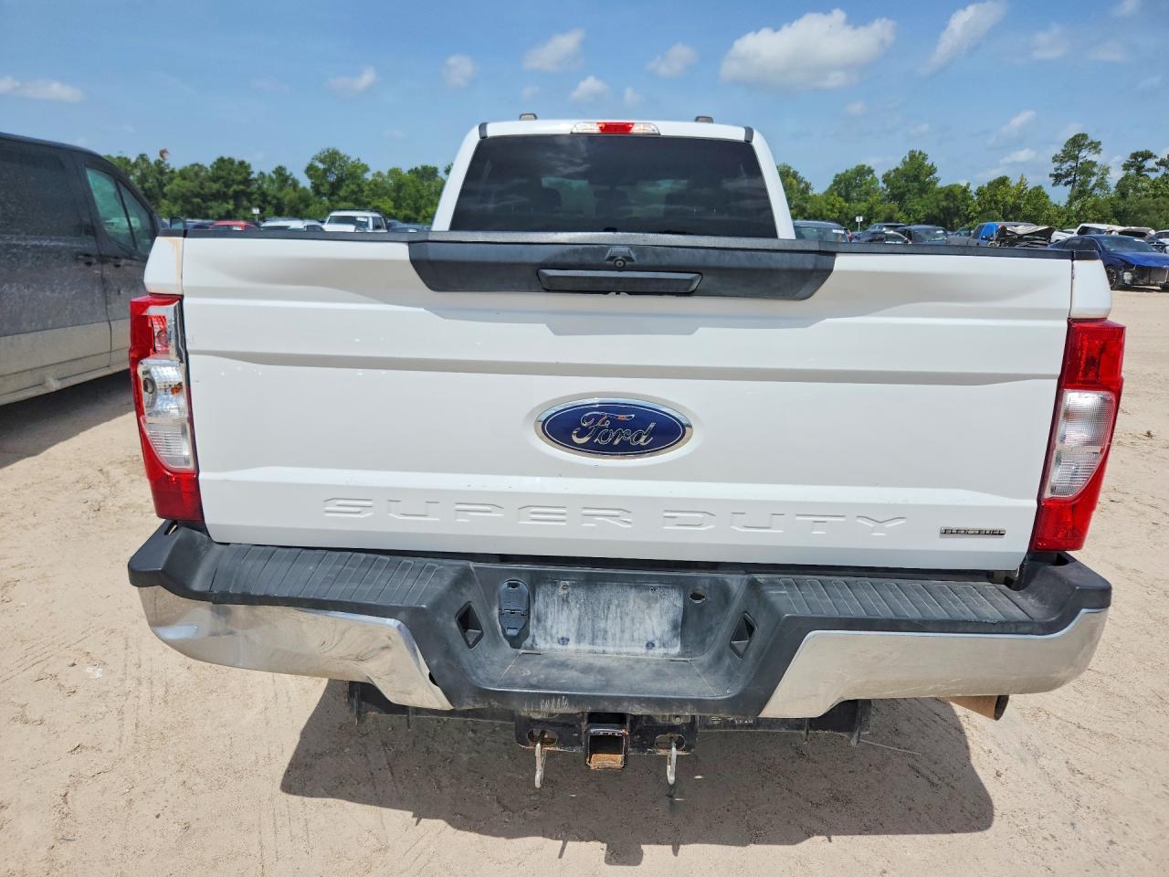 2022 Ford F250 Super Duty - Image 6
