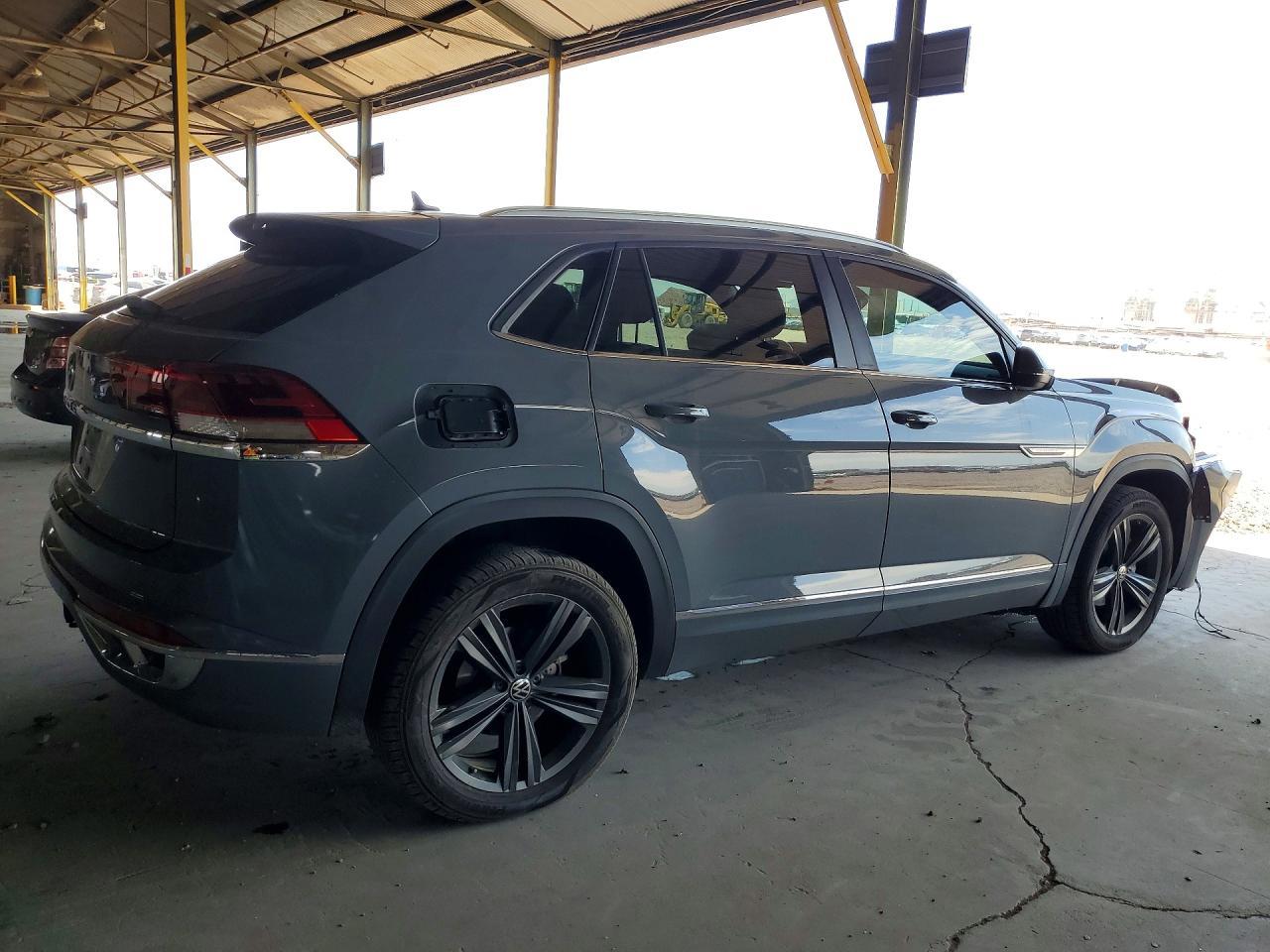 2021 Volkswagen Atlas Cross Sport Se - Фото 3