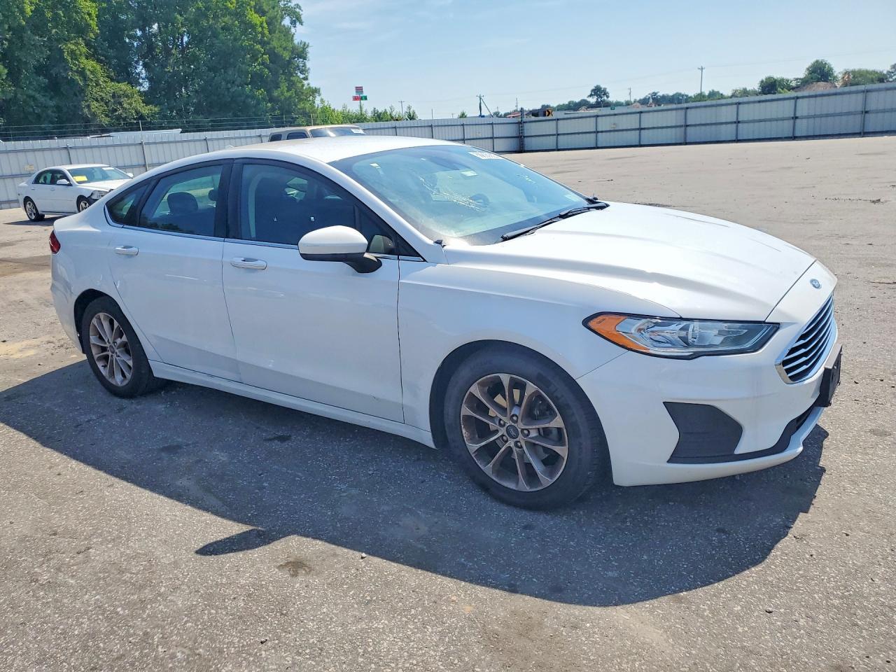 2019 Ford Fusion Se - Фото 4