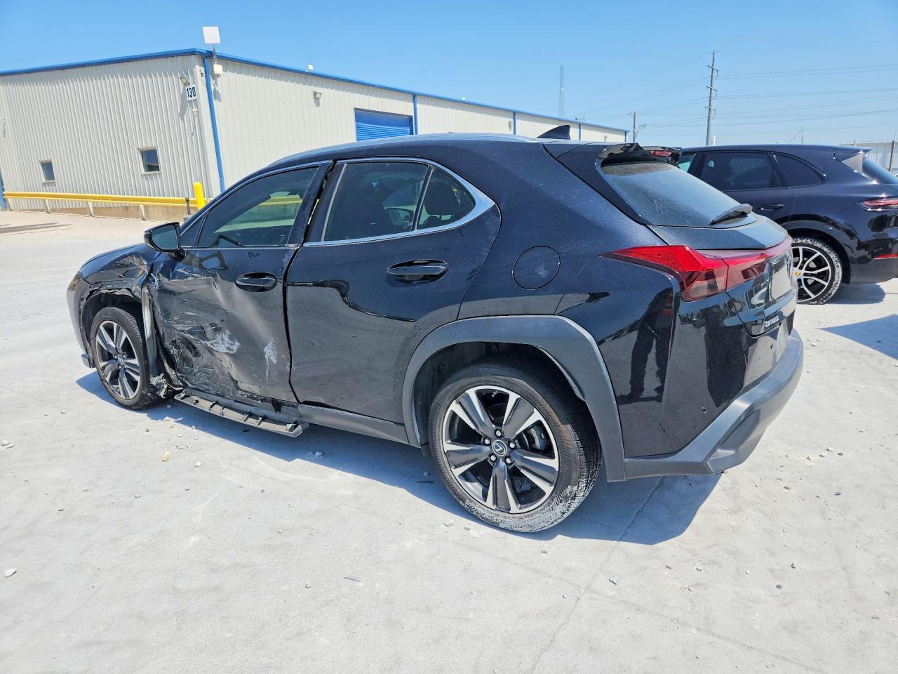 2019 Lexus Ux 200 - Фото 2