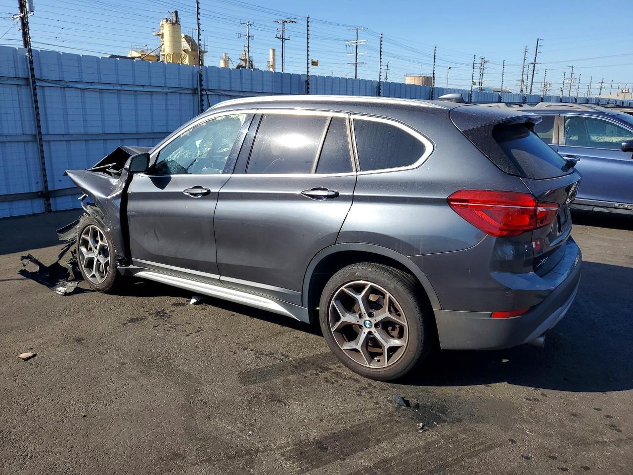 2018 BMW X1 Sdrive28I - Фото 2