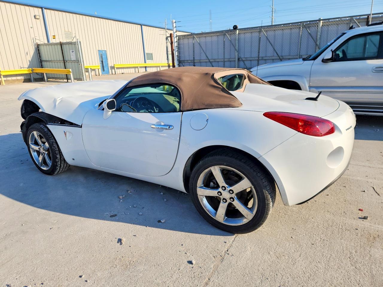 2007 Pontiac Solstice - Фото 2