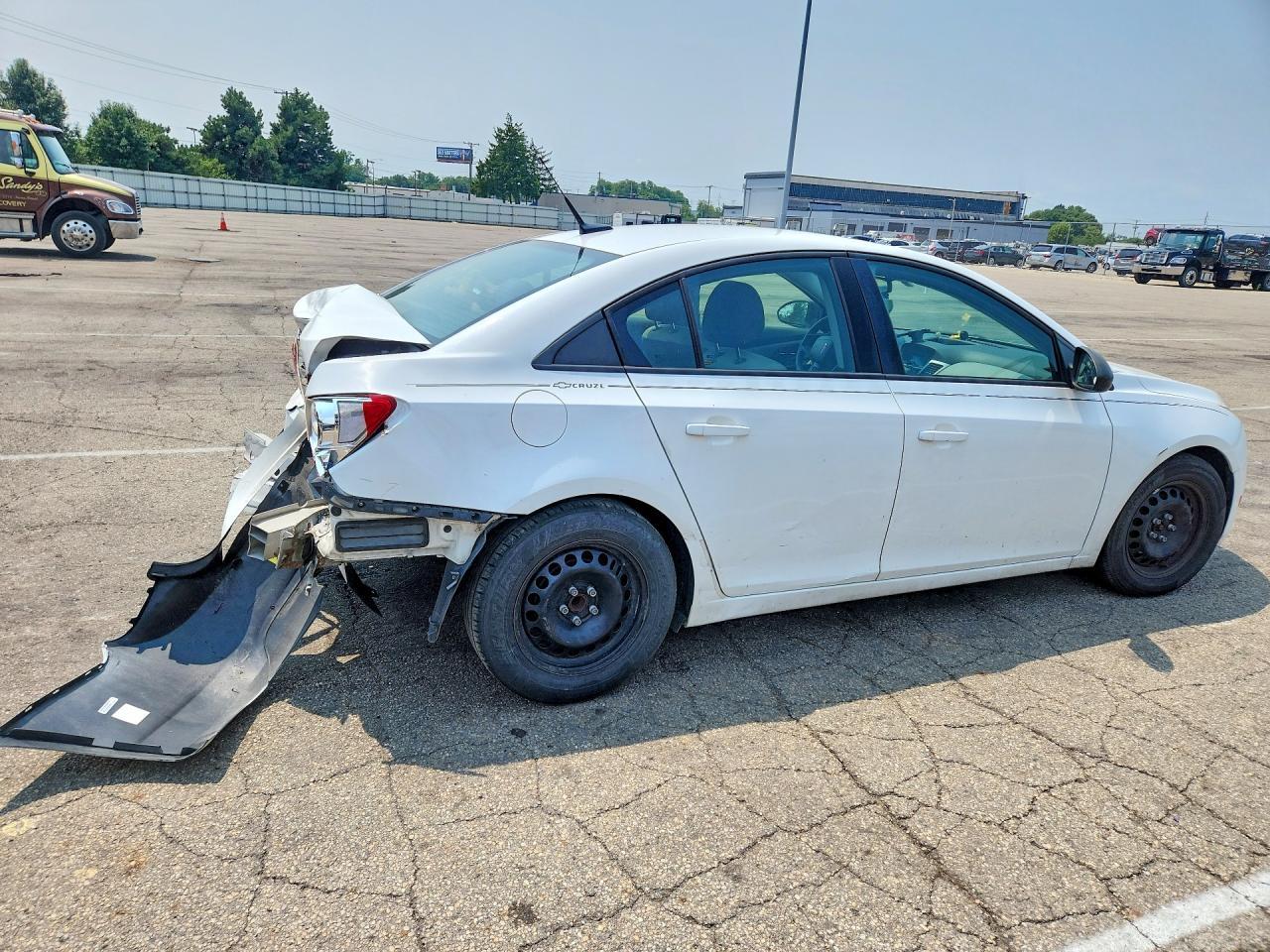 2013 Chevrolet Cruze Ls - Фото 3