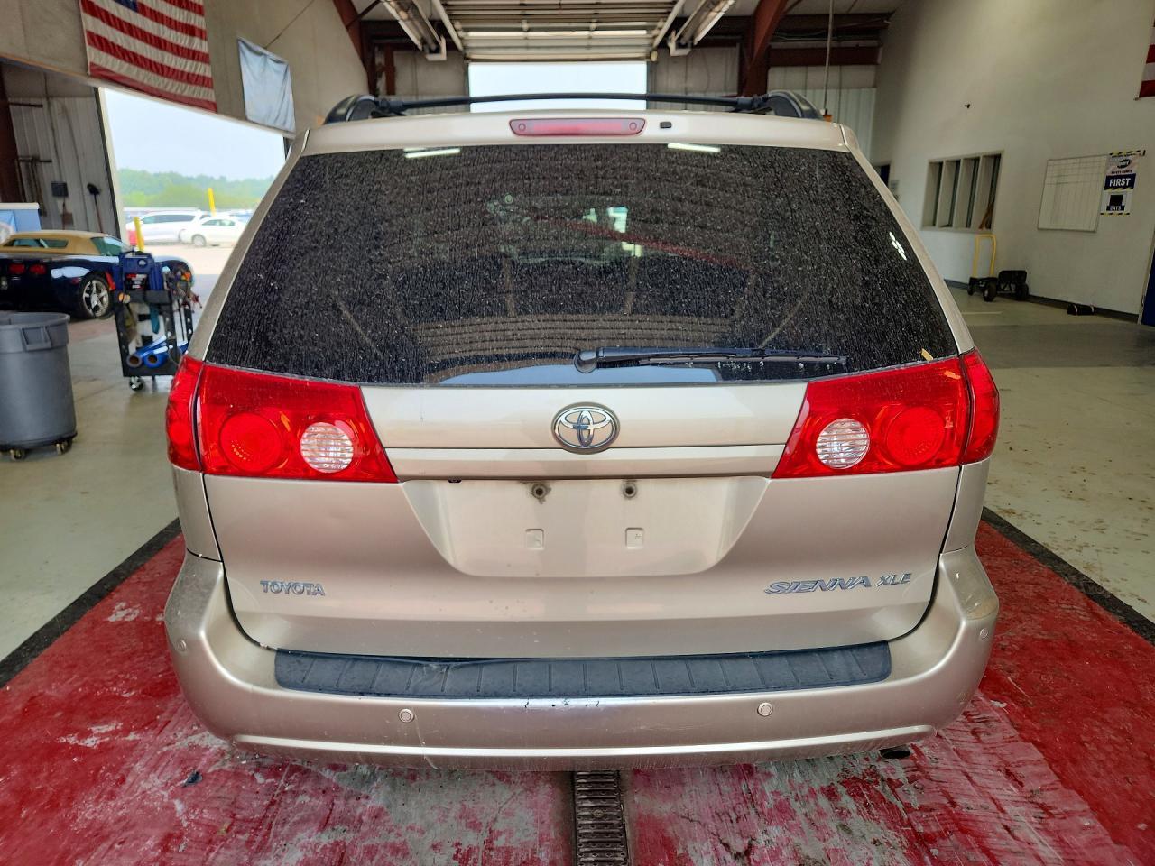 2009 Toyota Sienna Xle - Image 6