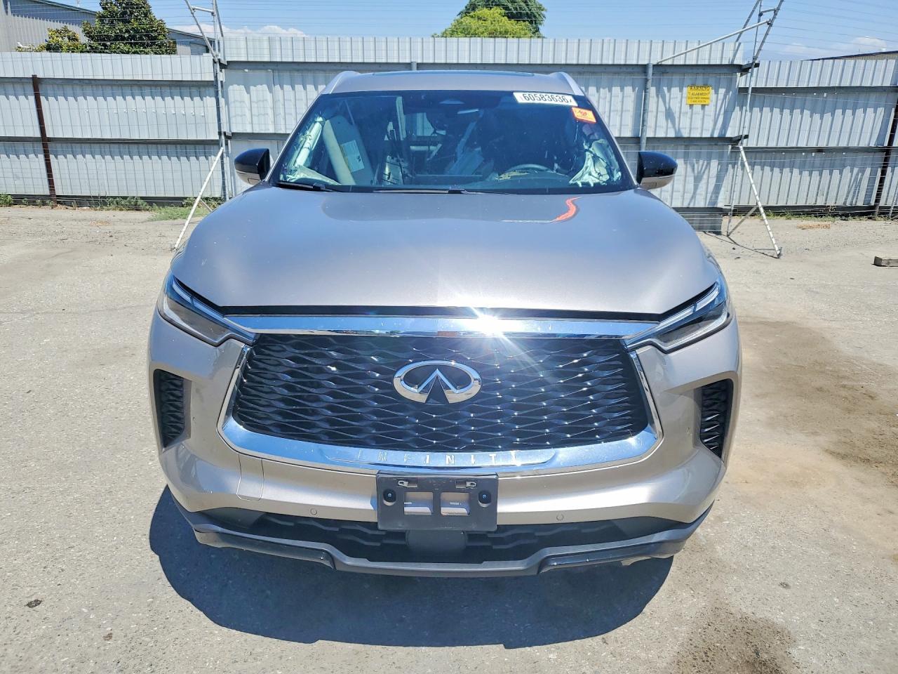 2023 Infiniti Qx60 Luxe - Image 5