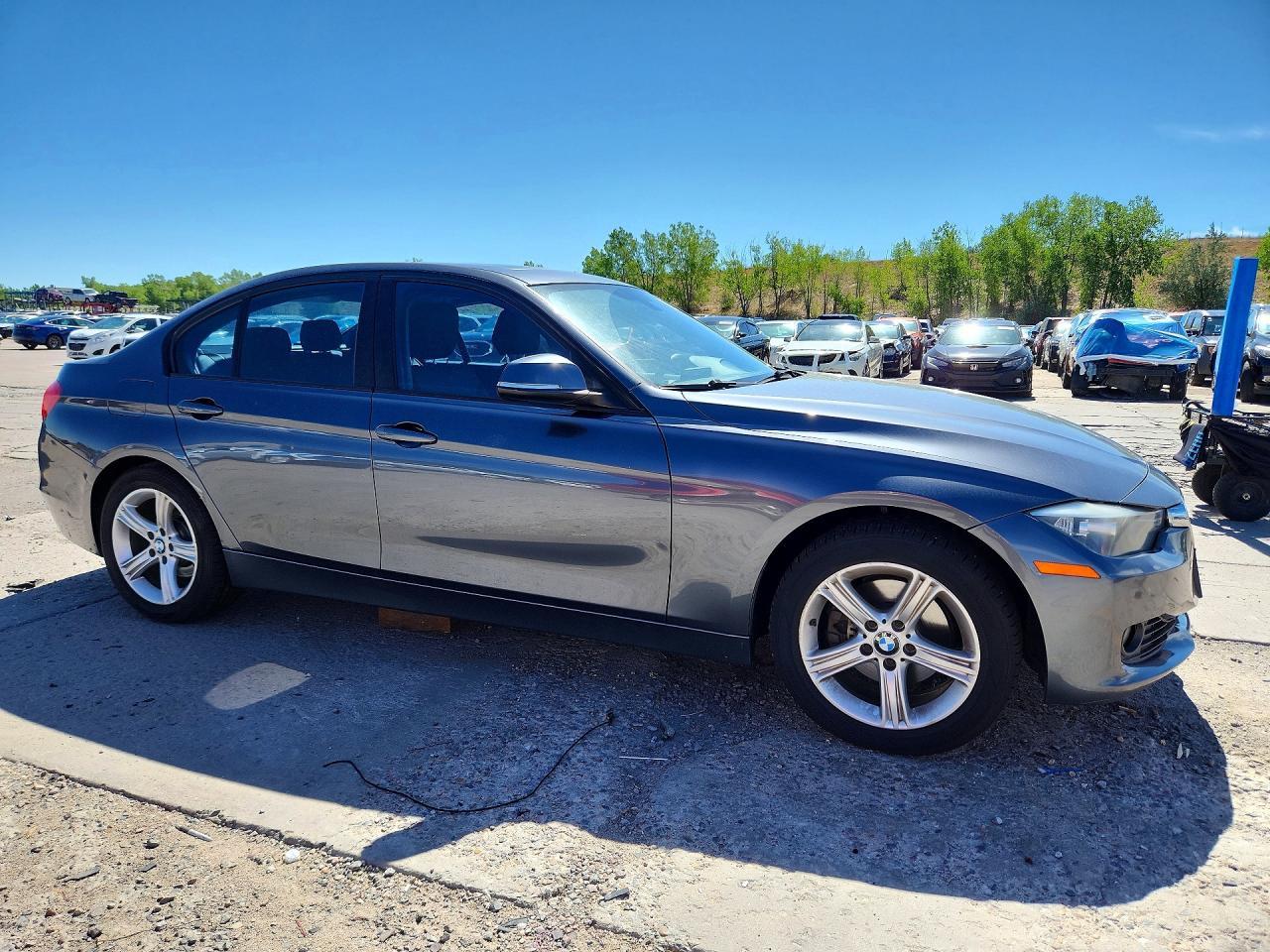 2013 BMW 328 Xi - Image 4