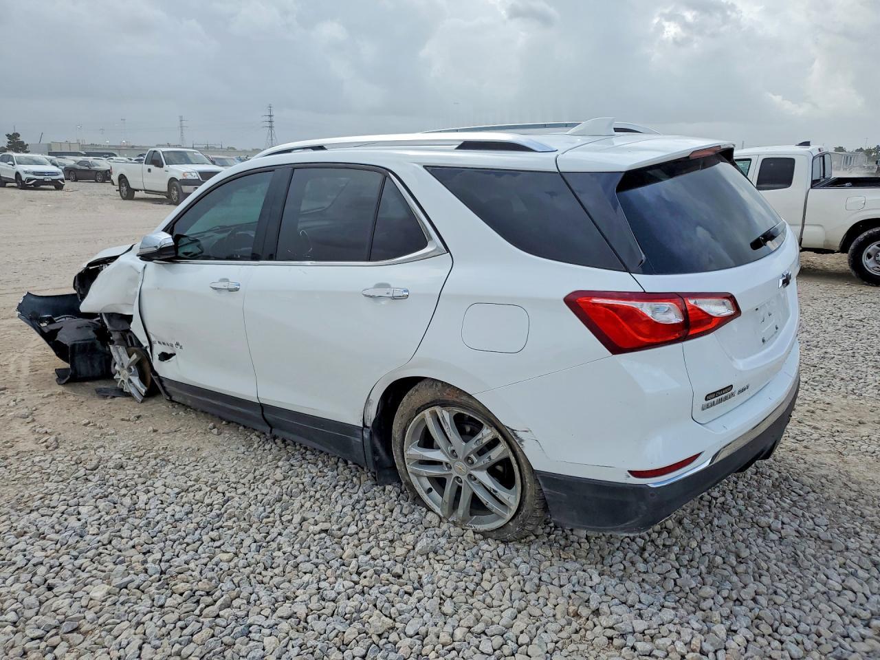2019 Chevrolet Equinox Premier - Фото 2
