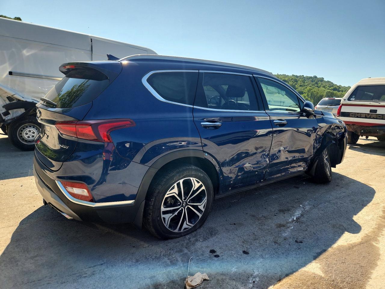 2020 Hyundai Santa Fe Sel 2.0T - Image 3
