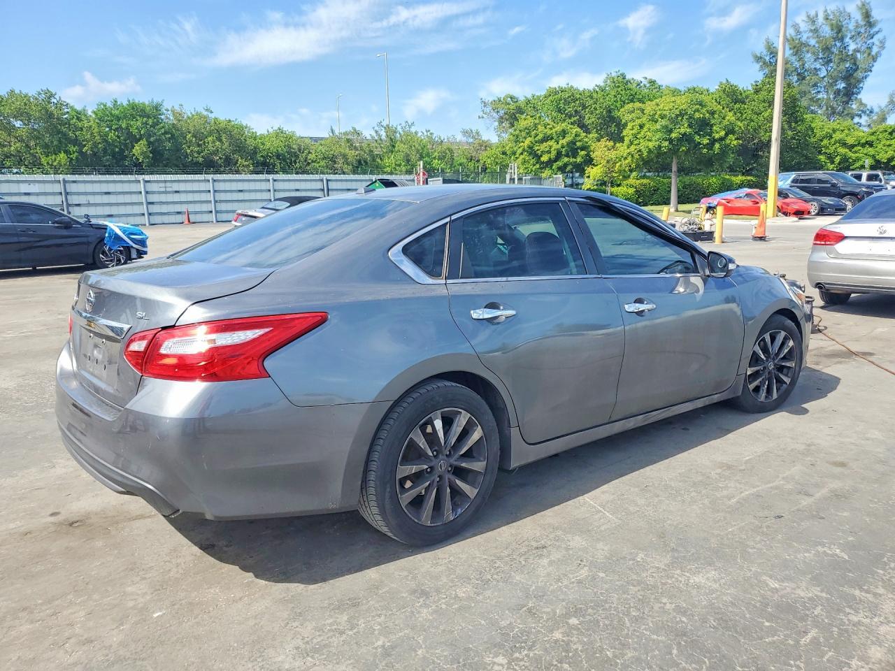 2017 Nissan Altima 2.5 Sl - Фото 3
