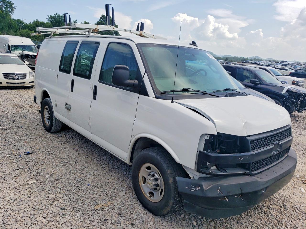 2021 Chevrolet Express G2500 Delivery Van - Фото 4