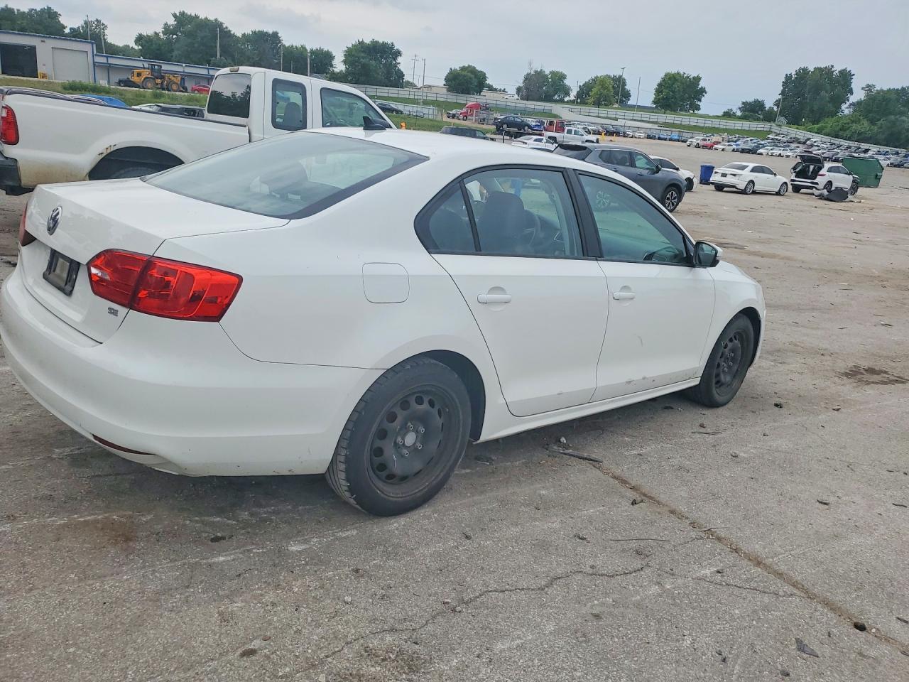 2014 Volkswagen Jetta Se - Image 3