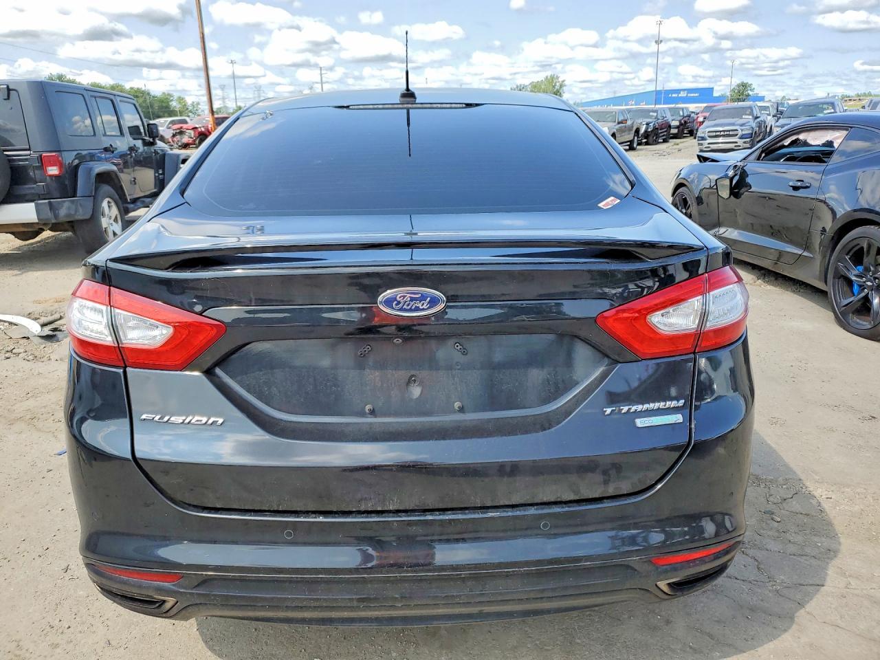 2016 Ford Fusion Titanium - Image 6