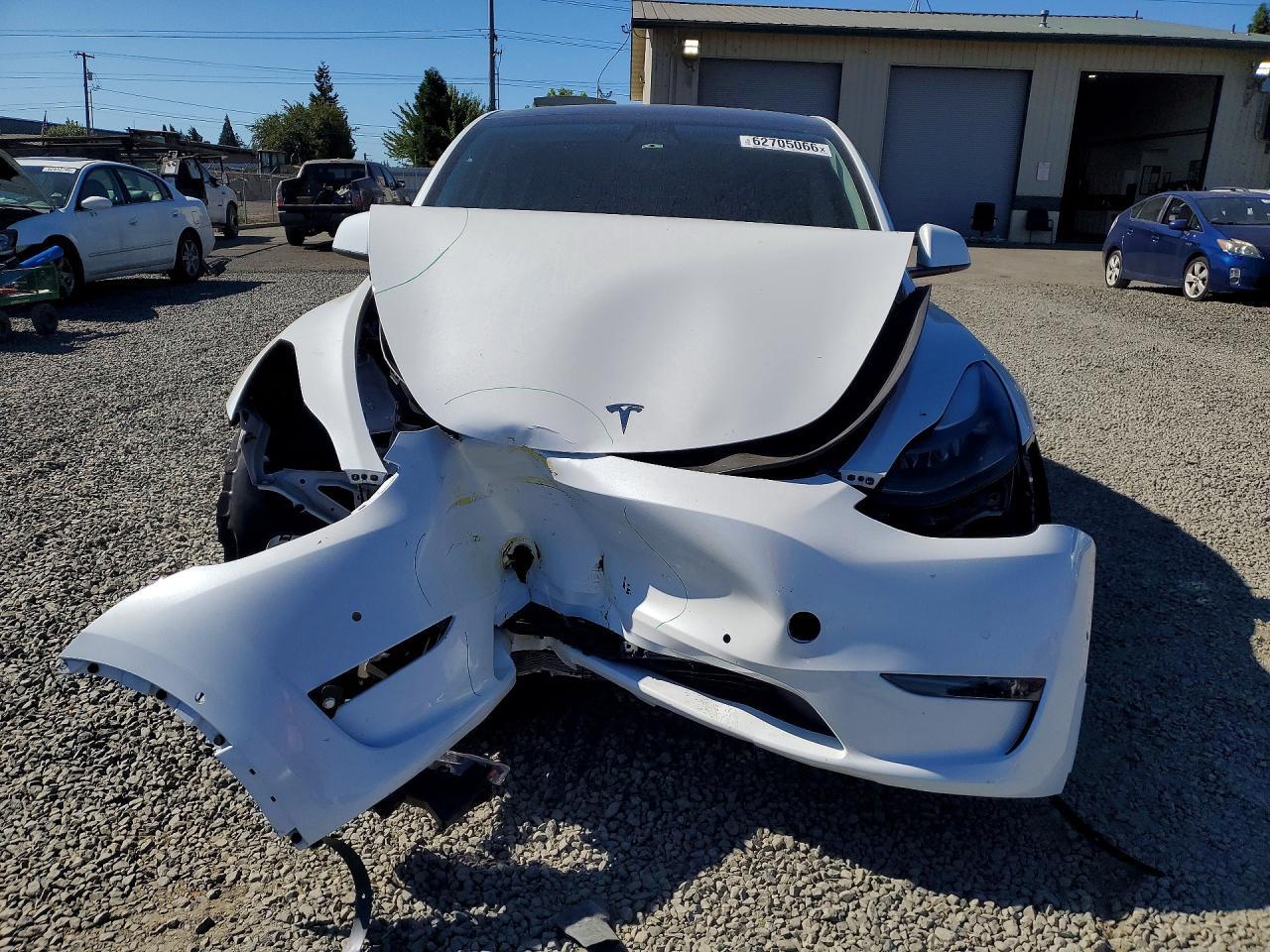 2022 Tesla Model Y - Image 5