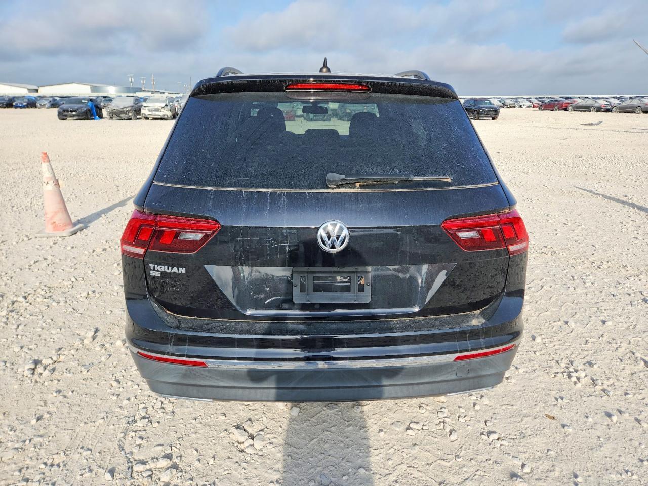 2021 Volkswagen Tiguan Se - Фото 6