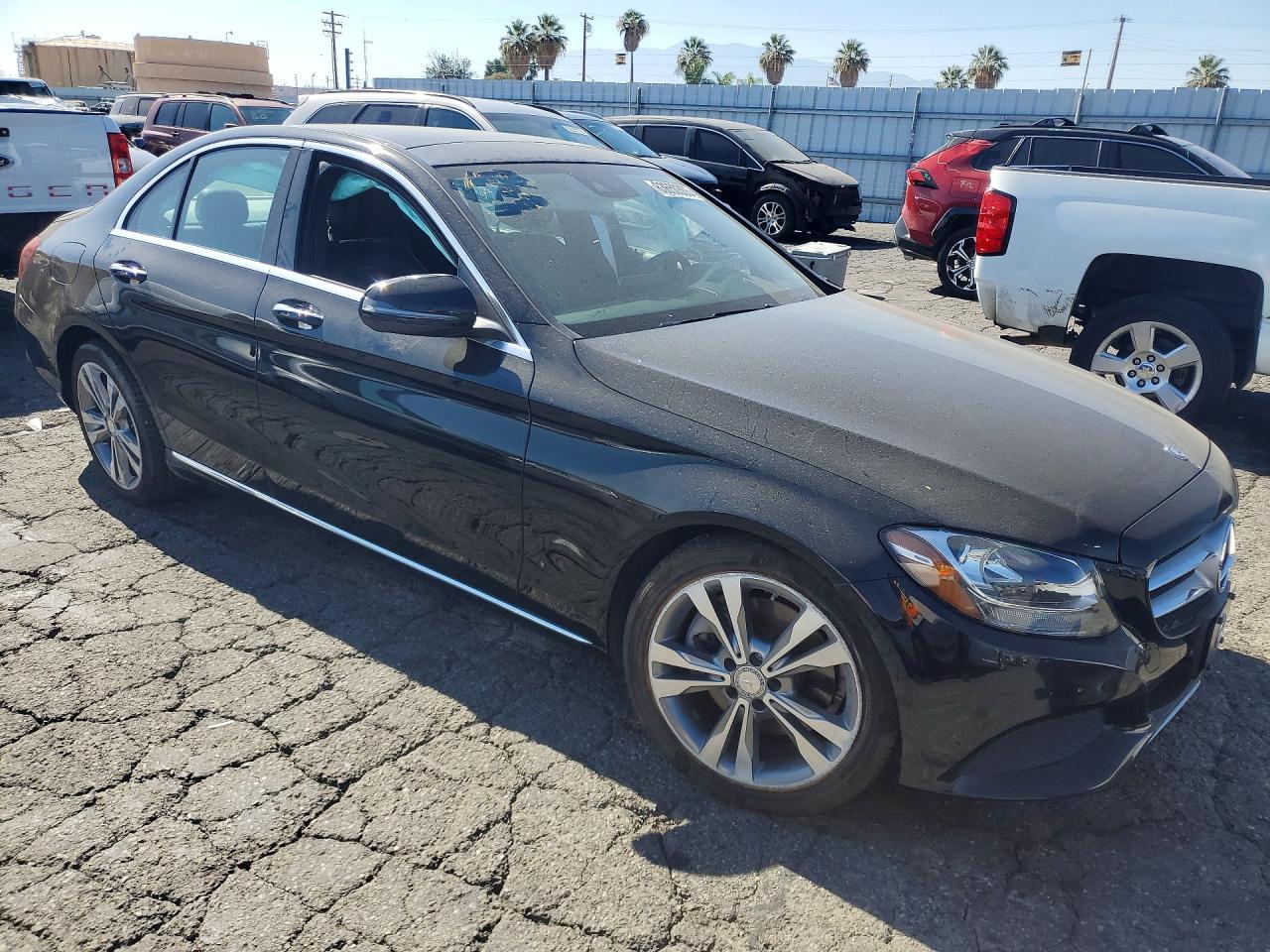 2016 Mercedes-Benz C 300 - Фото 4