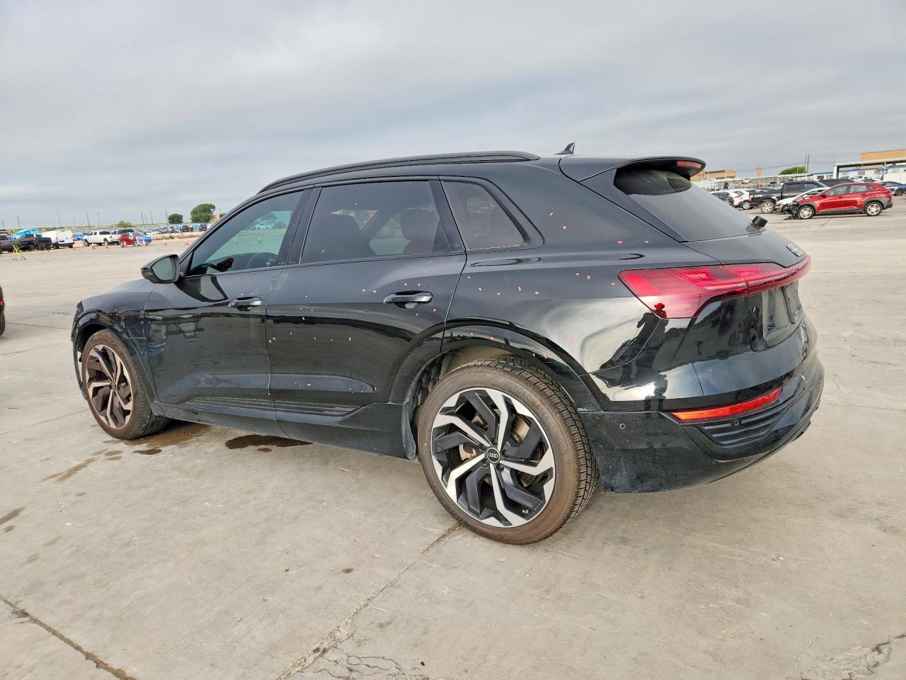 2024 Audi Q8 E-Tron Premium Plus - Фото 2