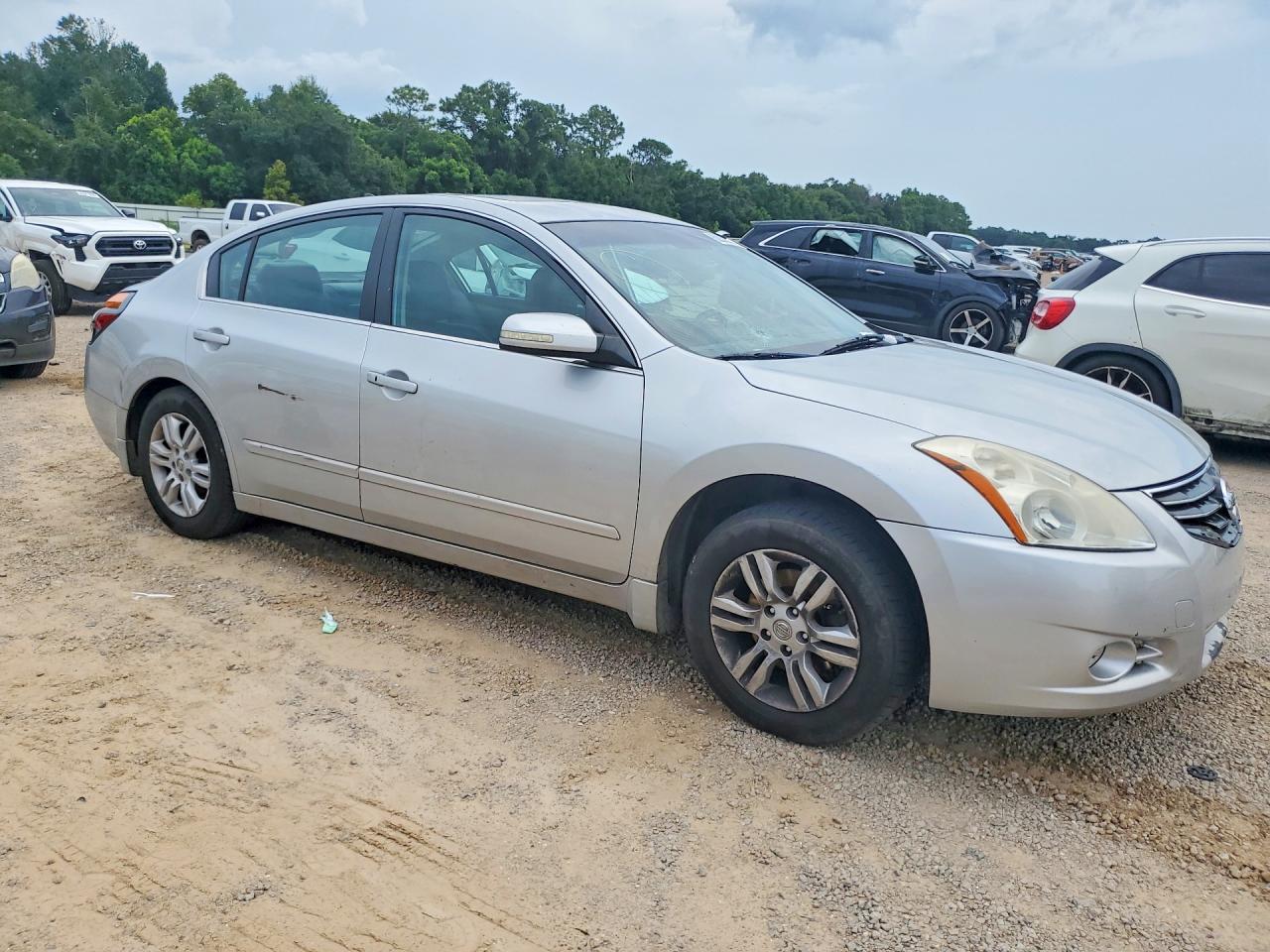 2010 Nissan Altima 2.5 - Image 4