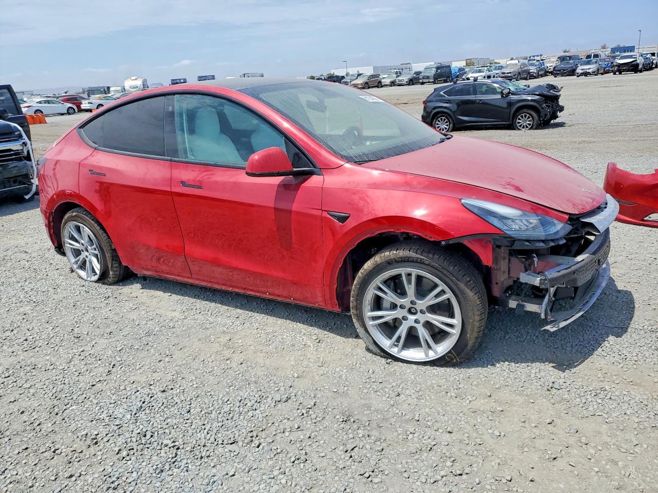 2023 Tesla Model Y - Фото 4