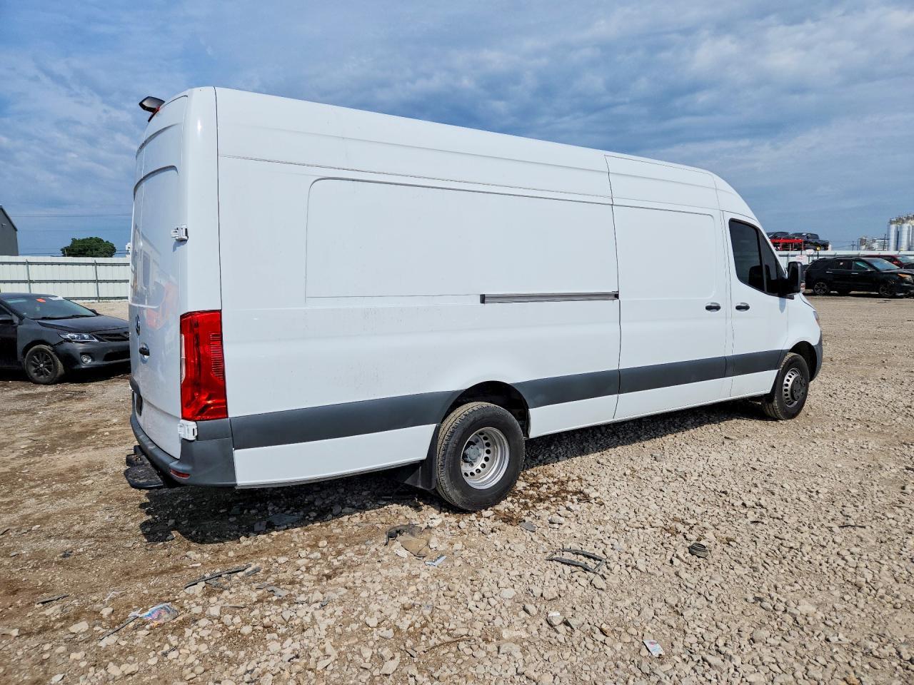 2024 Mercedes-Benz Sprinter 3500 - Image 3