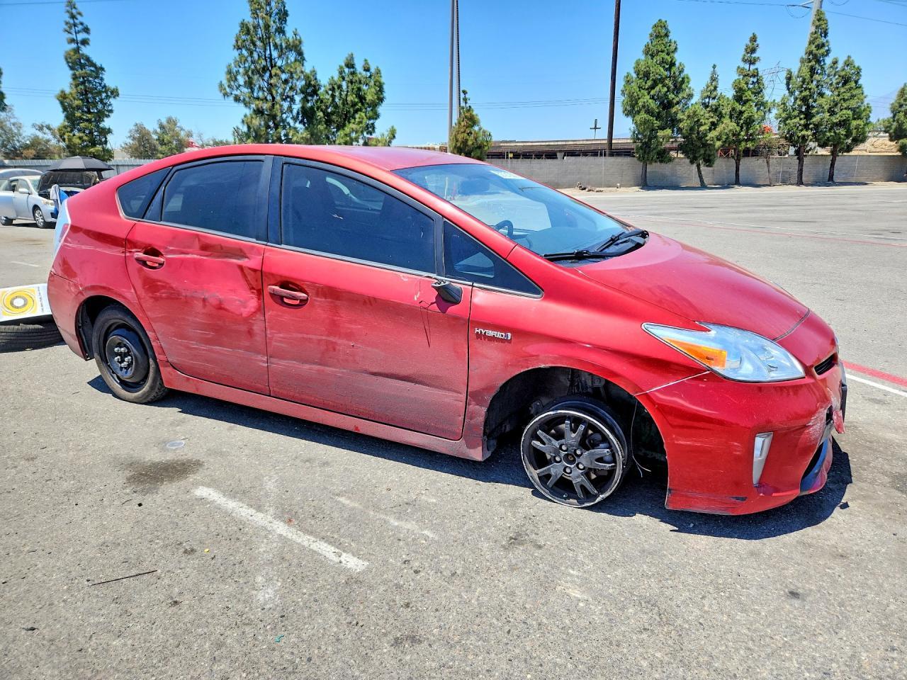 2012 Toyota Prius Two - Фото 4